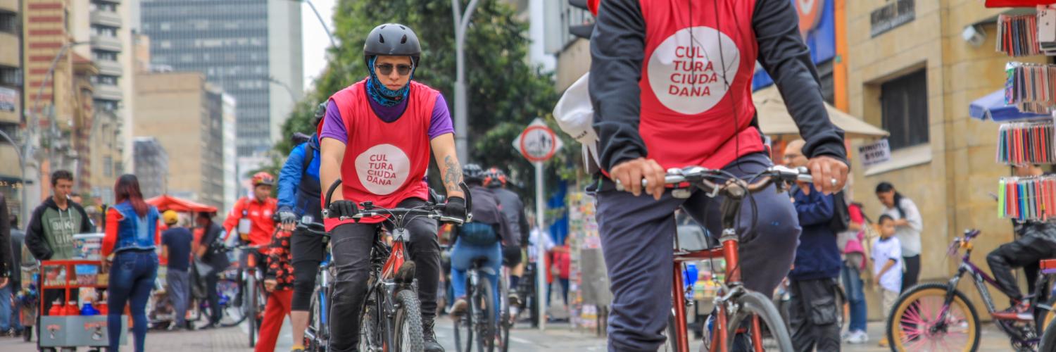 Acción pedagógica Ciclista Para en Rojo 